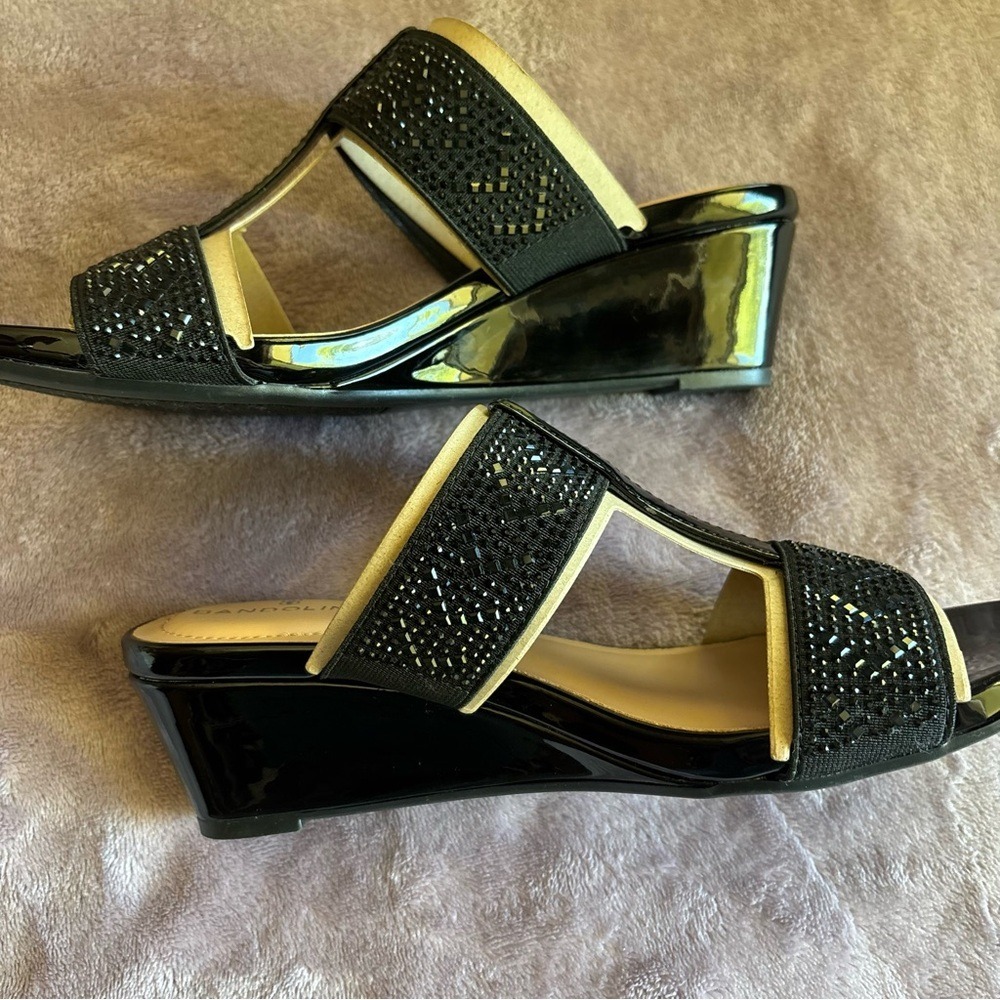 Bandolino BNILUVIT2 Black Rhinestone Wedge Sandals T-Strap Mules Womens 6M - Picture 10 of 10